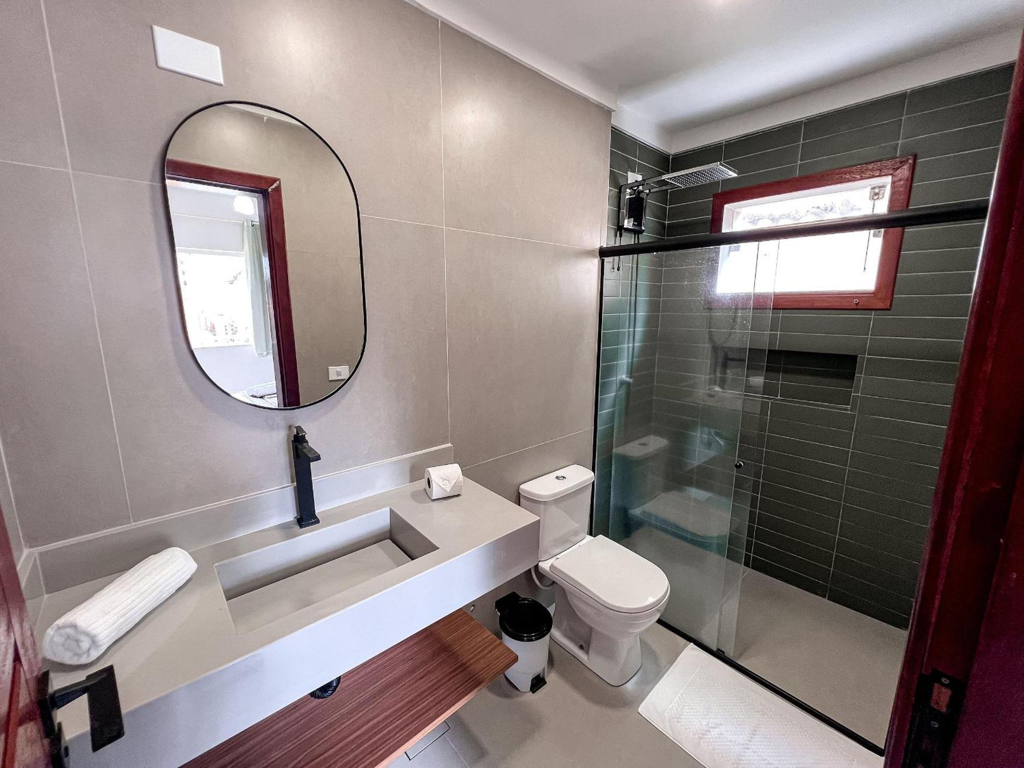 Residencial Il Pevero, Com Piscina E Area Gourmet A Uma Quadra Da De Taperapua Aptos Com 2 Quartos Porto Seguro