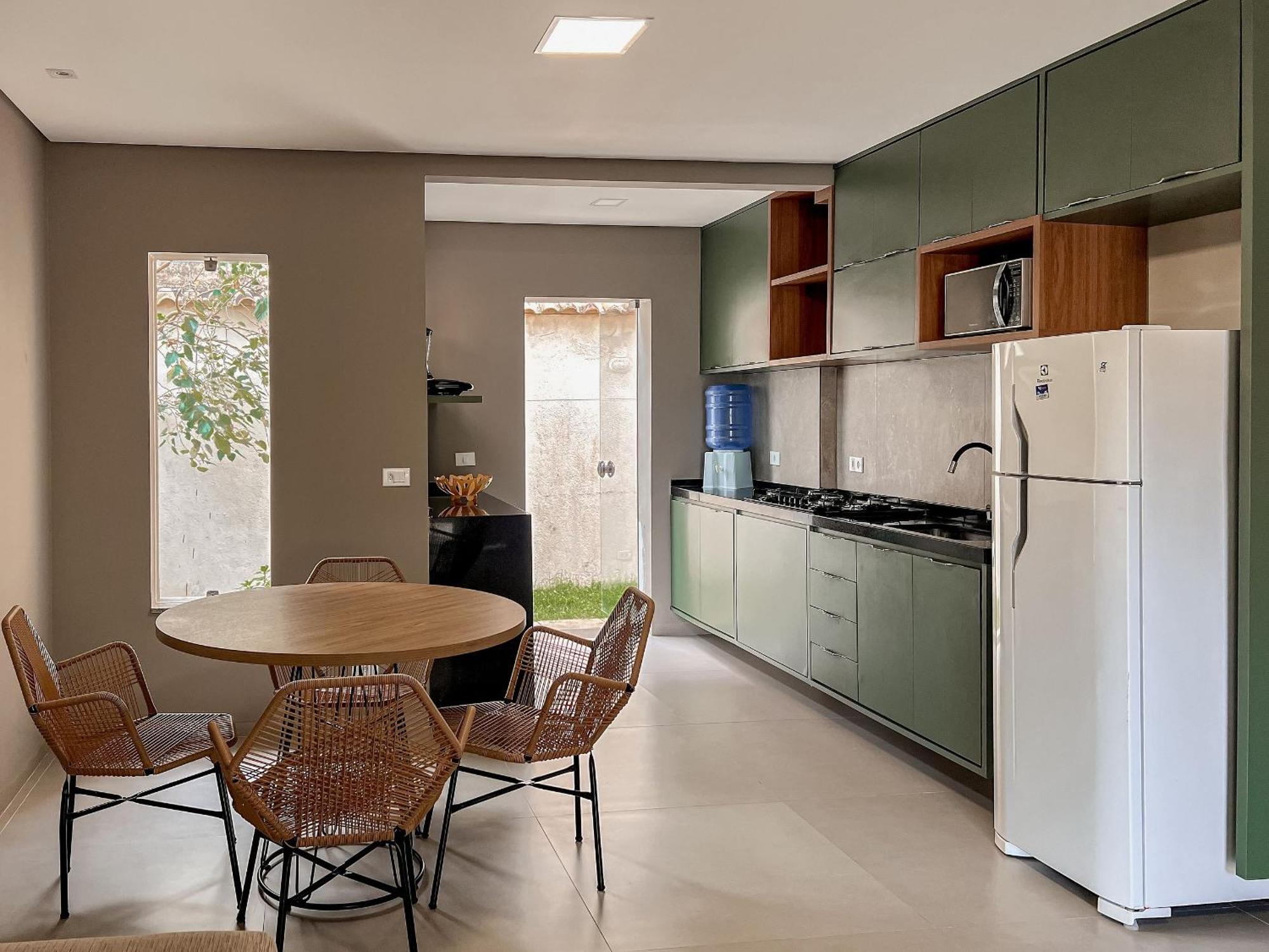 Residencial Il Pevero, Com Piscina E Area Gourmet A Uma Quadra Da De Taperapua Aptos Com 2 Quartos *