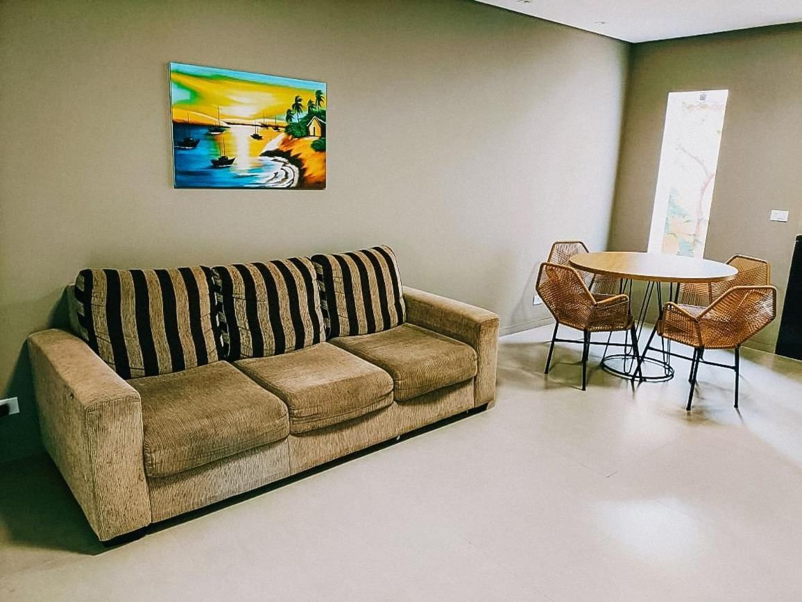 Residencial Il Pevero, Com Piscina E Area Gourmet A Uma Quadra Da De Taperapua Aptos Com 2 Quartos Porto Seguro